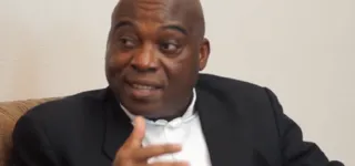 retour-dexil-des-pros-gbagbo-ahoua-don-mello-fait-sa-demande-de-passeport-a-lambassade-de-la-cote-divoire-en-guinee-conakry